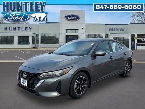 Used 2025 Nissan Sentra SV image 1