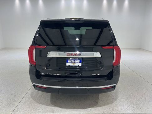 Used 2023 GMC Yukon SLT image 4