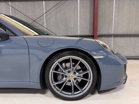 Used 2017 Porsche 911 Carrera RWD image 40