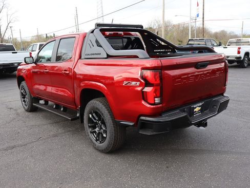 New 2026 Chevrolet Colorado Z71 w/ Midnight Edition AWD/4WD image 3