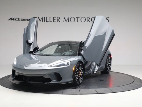 Used 2023 McLaren GT RWD image 15