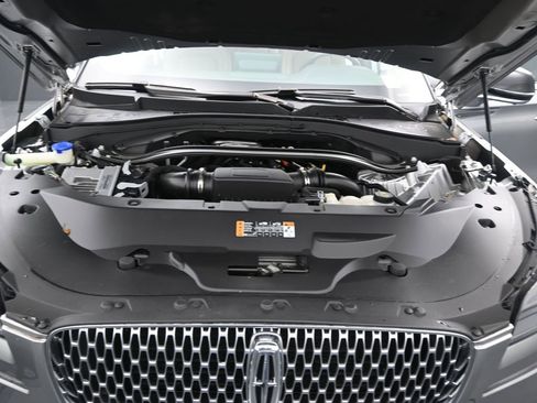 Used 2023 Lincoln Aviator Reserve image 16