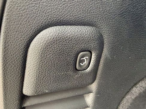 Used 2018 Jeep Grand Cherokee Trailhawk w/ Trailhawk Luxury Group AWD/4WD image 17