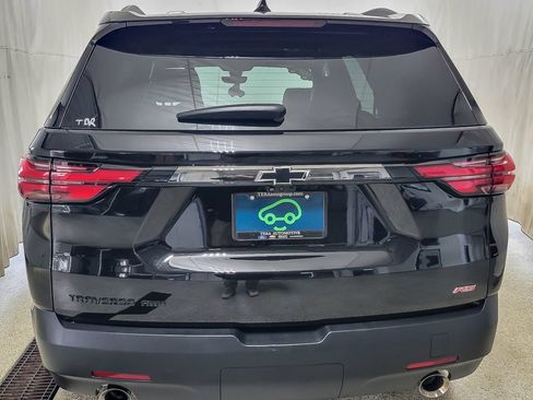 Used 2023 Chevrolet Traverse RS AWD/4WD image 6