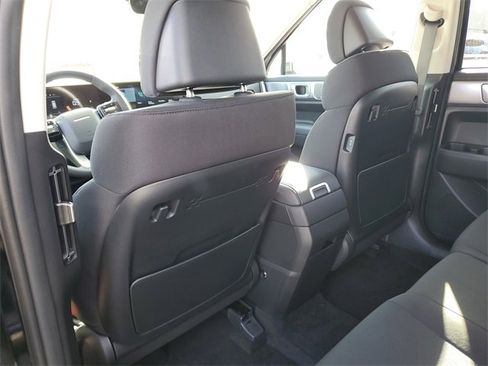New 2026 Hyundai Santa Fe SE image 14