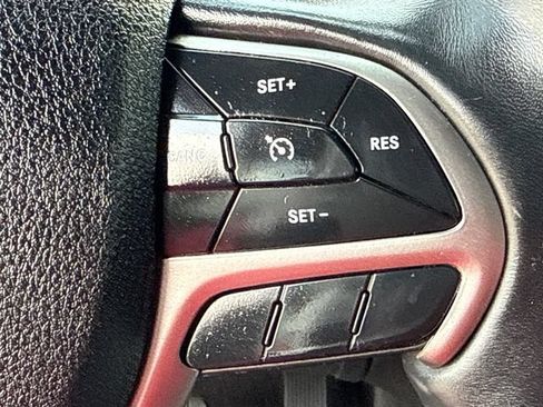 Used 2018 Jeep Grand Cherokee Limited RWD image 27