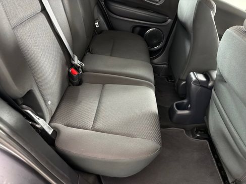 Used 2018 Honda HR-V EX image 23