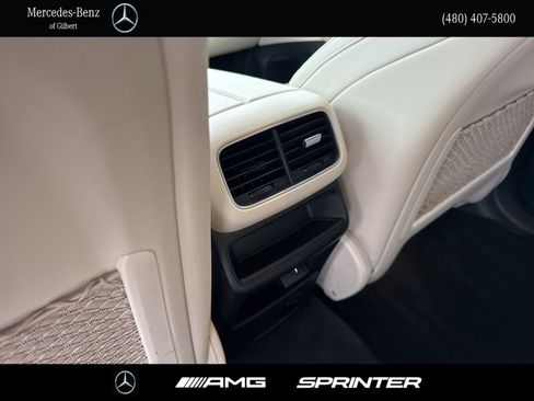 Certified 2022 Mercedes-Benz GLE 350 4MATIC w/ Premium Package image 24