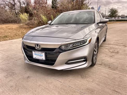 Certified 2018 Honda Accord Hybrid image 2