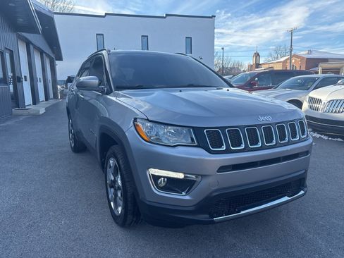 Used 2018 Jeep Compass Limited w/ Navigation Group image 7