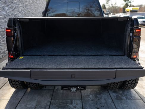 Used 2022 Ford F450 Limited w/ FX4 Off-Road Package image 17