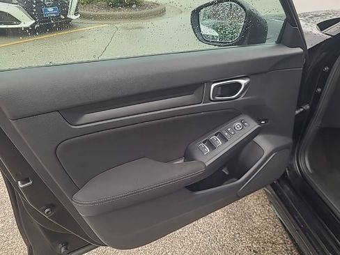 Used 2023 Honda Civic Sport image 12