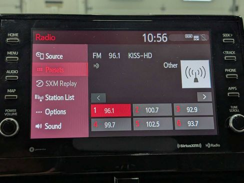 Used 2021 Toyota Camry XLE image 24