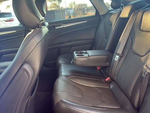 Used 2015 Ford Fusion Titanium image 14