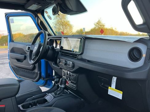 New 2026 Jeep Wrangler Willys image 32