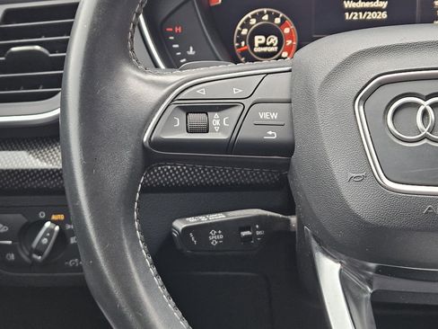 Used 2019 Audi SQ5 Prestige w/ Prestige Package image 28