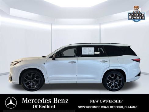 Used 2024 Lexus TX 500h AWD w/ Technology Package image 3
