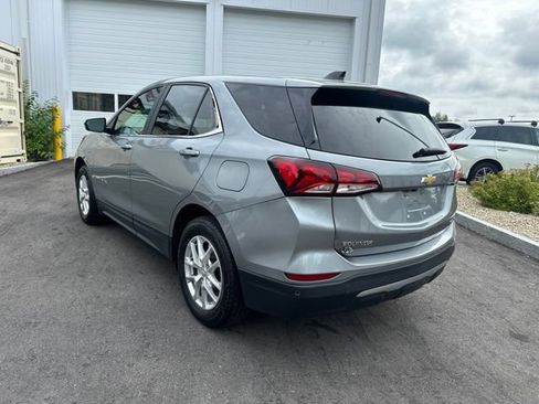 Used 2024 Chevrolet Equinox LT AWD/4WD image 3