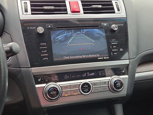 Used 2016 Subaru Outback 2.5i Limited image 24