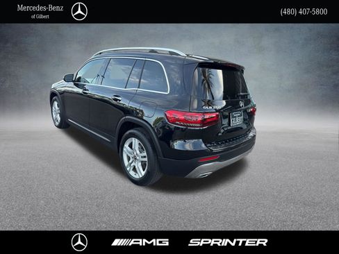 Used 2022 Mercedes-Benz GLB 250 4MATIC image 4
