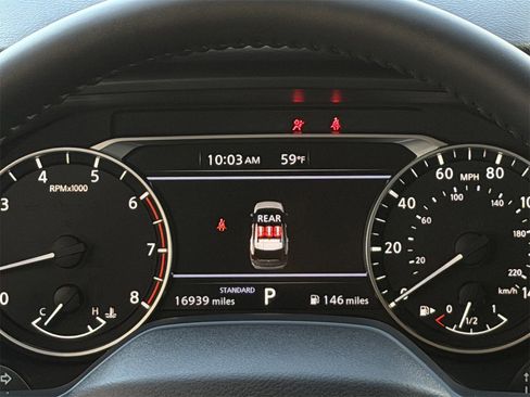 Used 2025 Nissan Rogue SV image 15