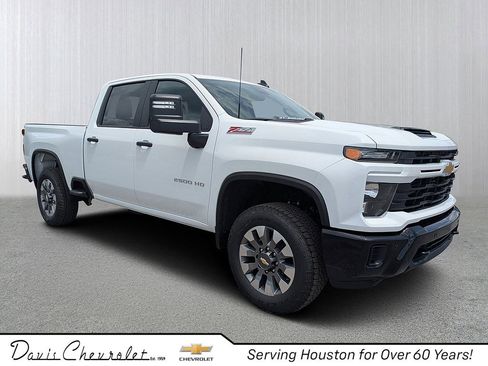 New 2026 Chevrolet Silverado 2500 Custom w/ Custom Value Package AWD/4WD image 1