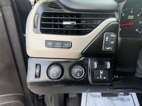 Used 2017 GMC Yukon XL Denali w/ Open Road Package AWD/4WD image 13