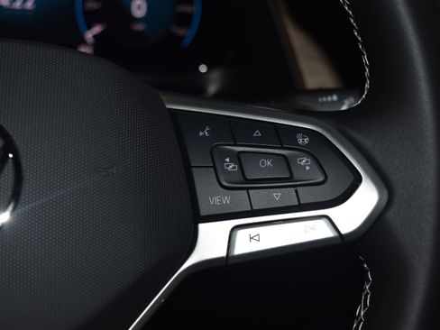 New 2026 Volkswagen Atlas SE image 8