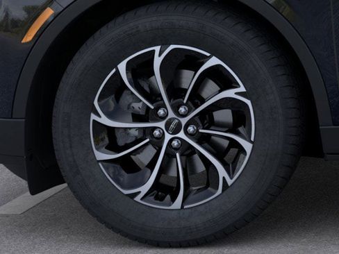 New 2026 Lincoln Nautilus Premier image 19