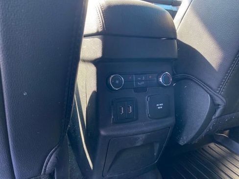 Used 2018 Ford Explorer Limited image 20