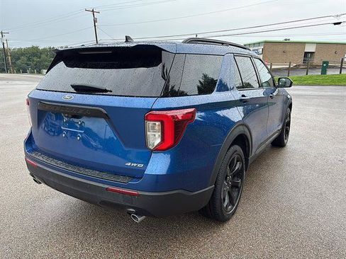 Certified 2023 Ford Explorer ST-Line AWD/4WD image 4