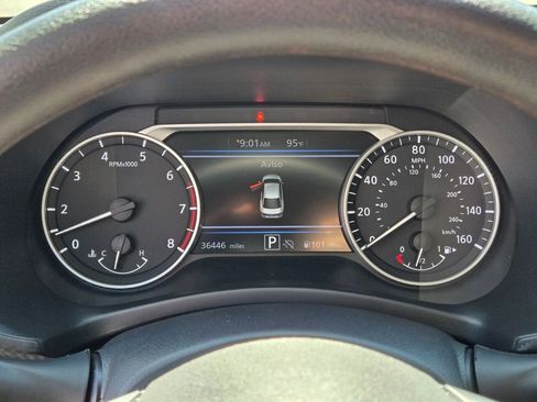 Certified 2024 Nissan Sentra SV FWD image 24