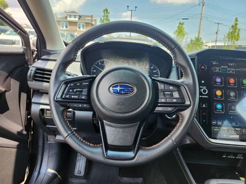 Used 2024 Subaru Crosstrek 2.5i Limited AWD/4WD image 28