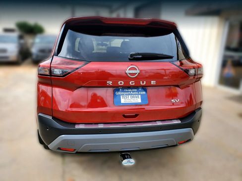 Used 2023 Nissan Rogue SV w/ SV Premium B Package FWD image 10