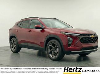 Used 2025 Chevrolet Trax LT video 1