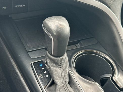 Certified 2020 Toyota Camry SE w/ Carpet Mat Package FWD image 24
