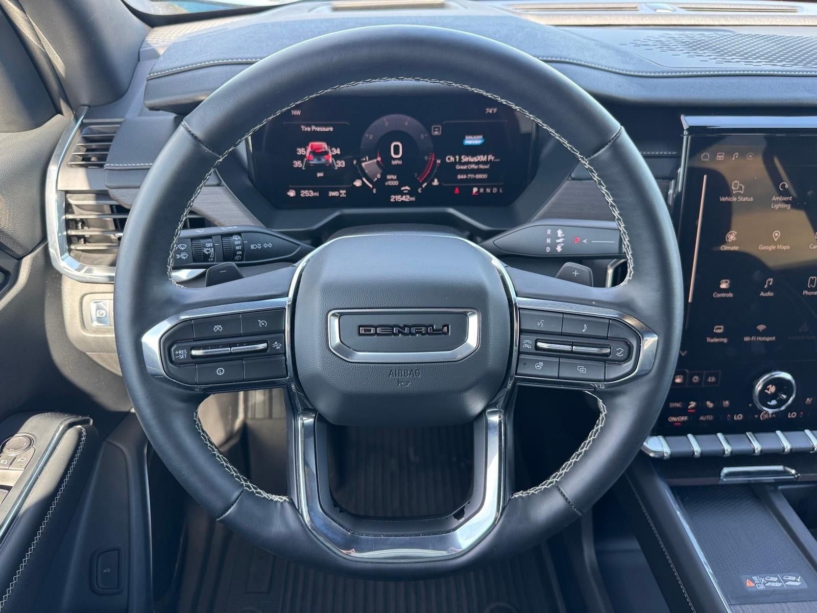 Used 2024 GMC Acadia Denali AWD/4WD image 10