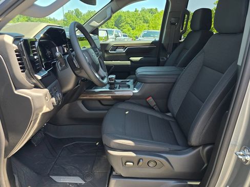 New 2026 Chevrolet Silverado 1500 RST w/ Protection Package AWD/4WD image 4