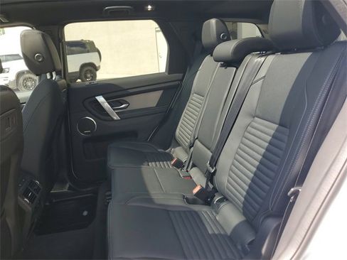 Certified 2025 Land Rover Discovery Sport Dynamic SE image 14