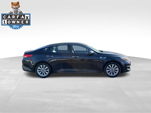 Used 2016 Kia Optima EX image 4