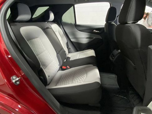 Used 2020 Chevrolet Equinox LT w/ LPO, Floor Liner Package FWD image 30