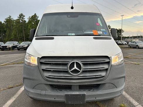 Used 2021 Mercedes-Benz Sprinter 2500 image 5