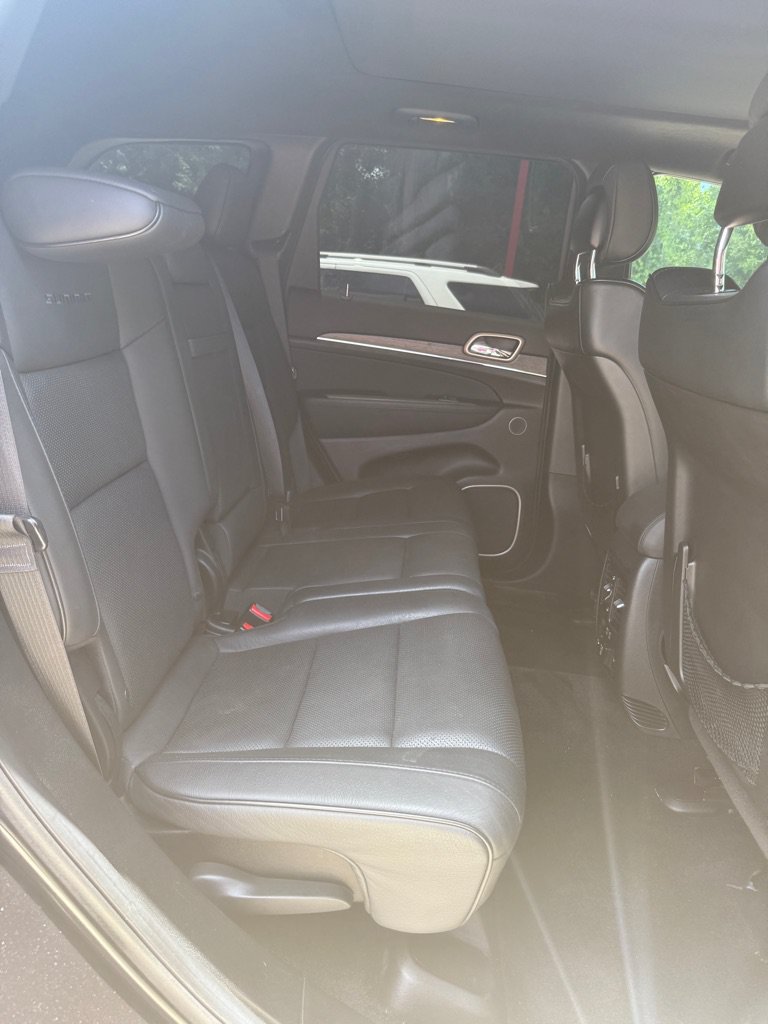 Used 2015 Jeep Grand Cherokee Summit w/ Platinum Series Group AWD/4WD image 28