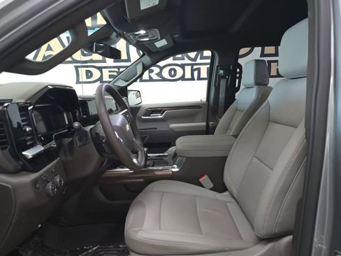 New 2026 Chevrolet Silverado 1500 LT image 17