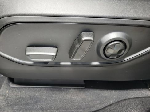 New 2026 Jeep Grand Cherokee L Limited AWD/4WD image 11