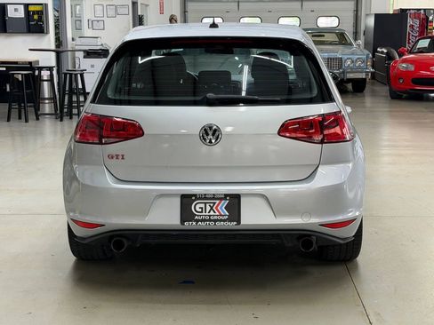 Used 2017 Volkswagen GTI Sport FWD image 3