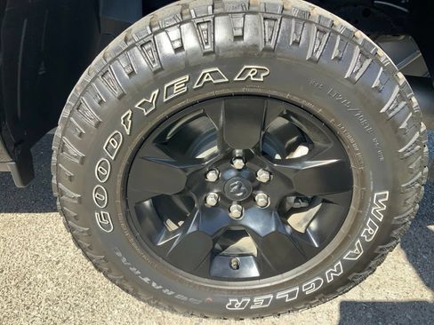 Used 2025 RAM 1500 Warlock AWD/4WD image 10