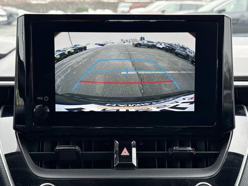 Used 2023 Toyota Corolla LE image 10