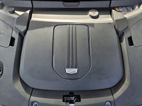 New 2026 Cadillac Lyriq V w/ Exterior Carbon Fiber Package AWD/4WD image 21