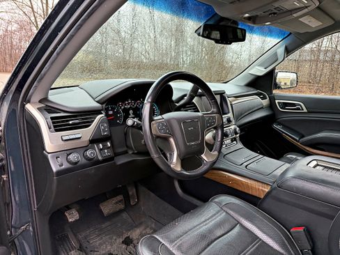 Used 2020 GMC Yukon XL Denali w/ Open Road Package image 13